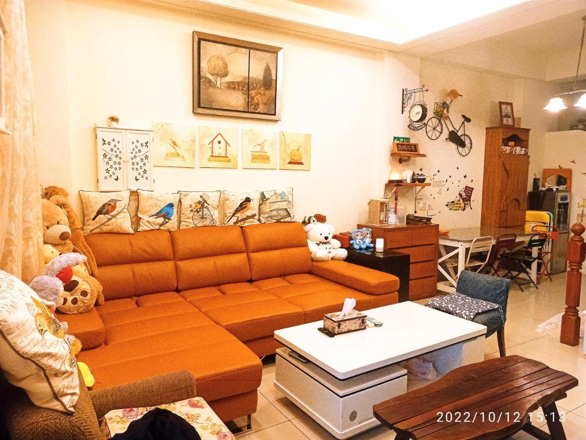 Birds Flower B&B อู่เจี๋ย ภายนอก รูปภาพ