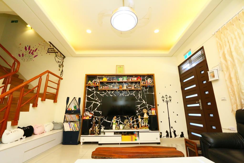 Birds Flower B&B อู่เจี๋ย ภายนอก รูปภาพ