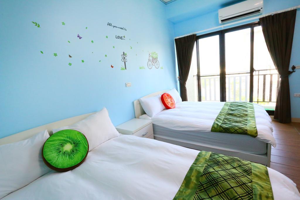 Birds Flower B&B อู่เจี๋ย ภายนอก รูปภาพ