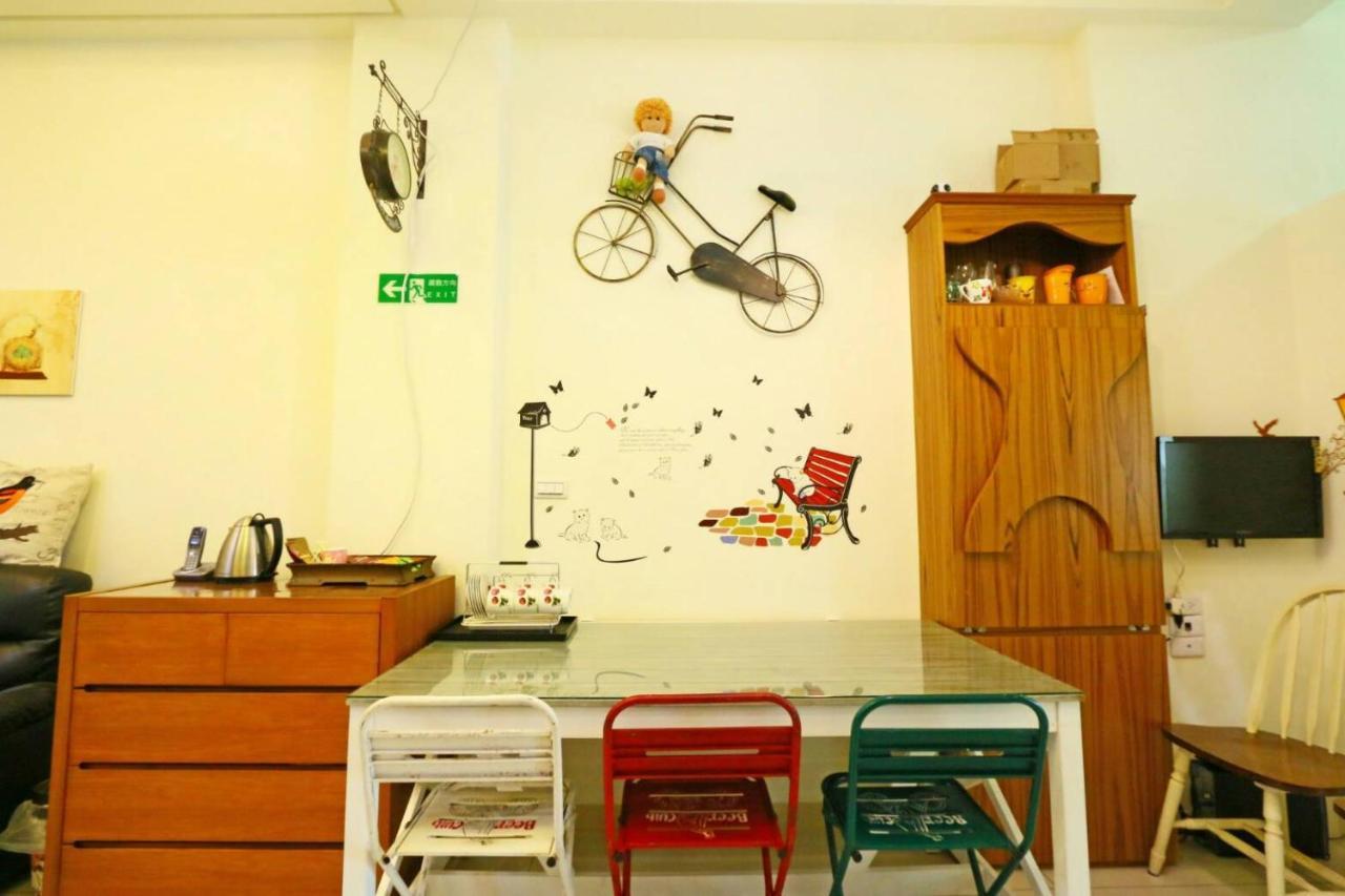 Birds Flower B&B อู่เจี๋ย ภายนอก รูปภาพ