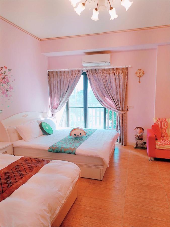 Birds Flower B&B อู่เจี๋ย ภายนอก รูปภาพ