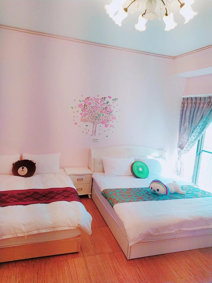 Birds Flower B&B อู่เจี๋ย ภายนอก รูปภาพ